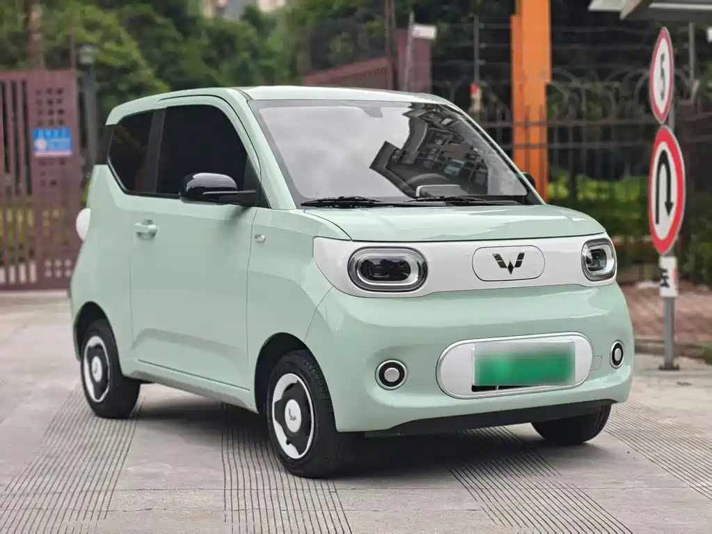 Wuling MINIEV — фото 3