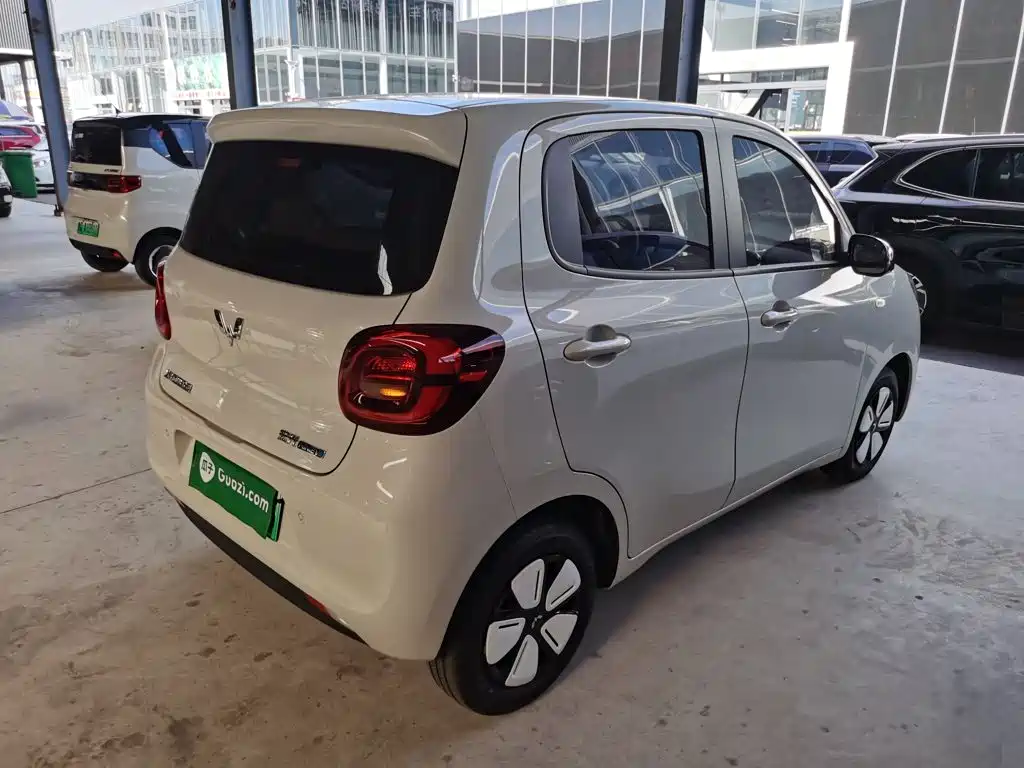 Wuling MINIEV — фото 7