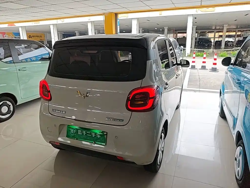 Wuling MINIEV — фото 7