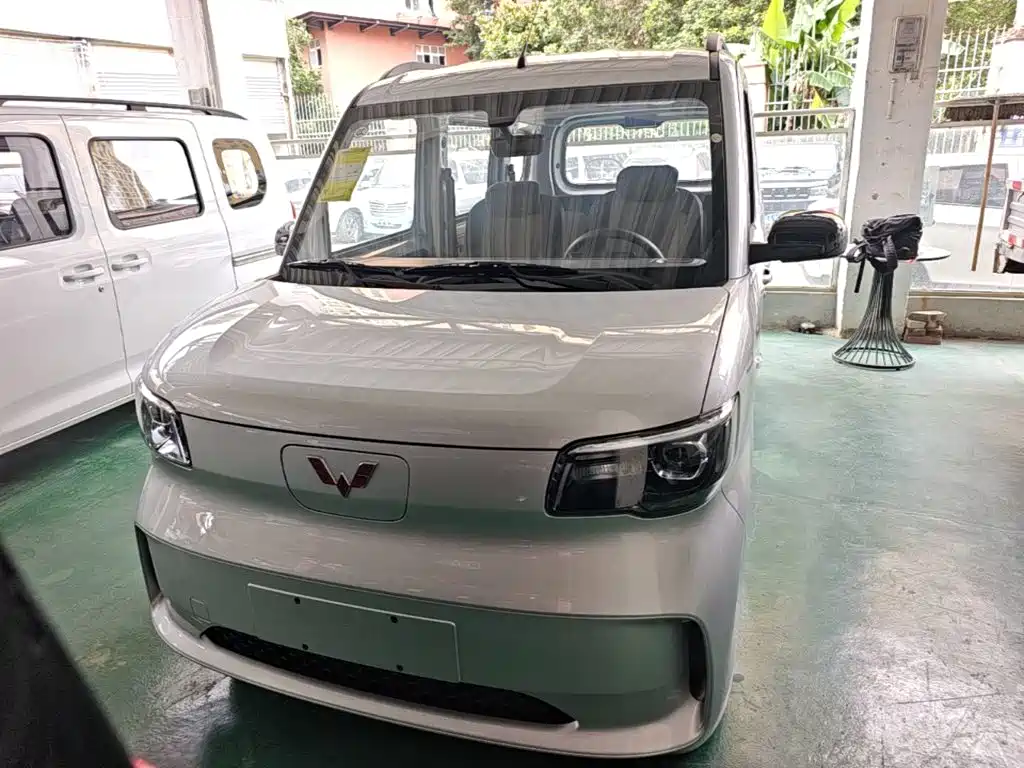 Wuling Zhiguang EV — фото 3