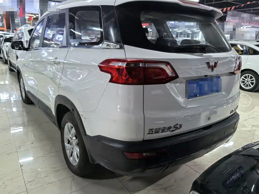 Wuling Hongguang S3 — фото 3