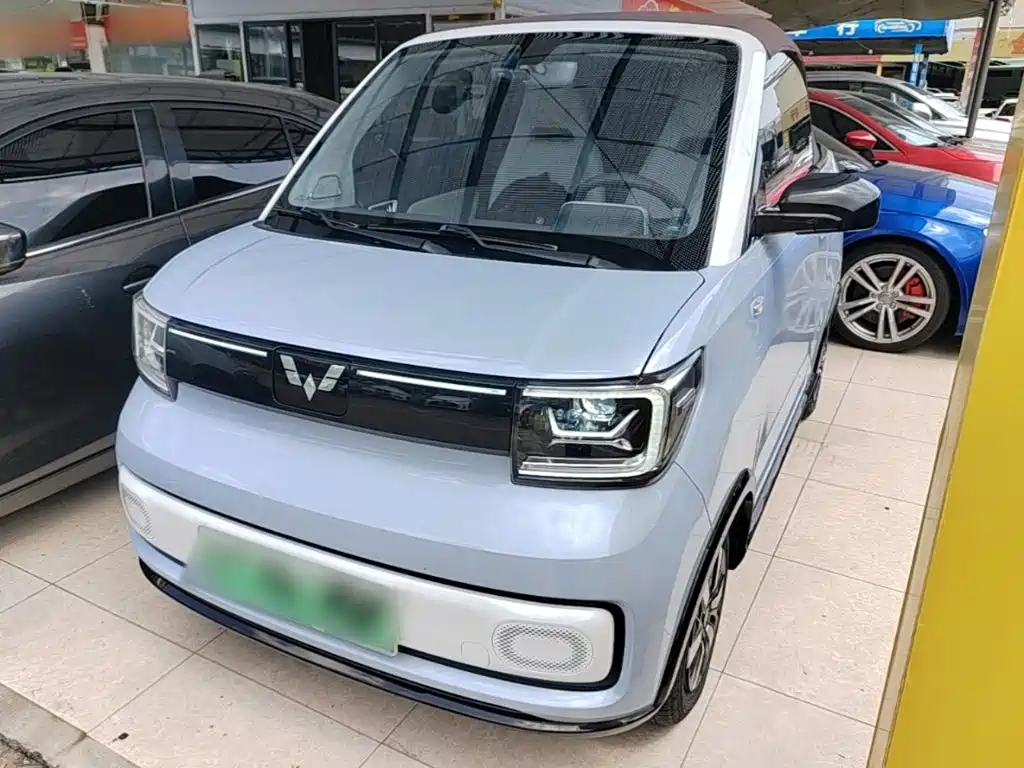 Wuling MINIEV — фото 2