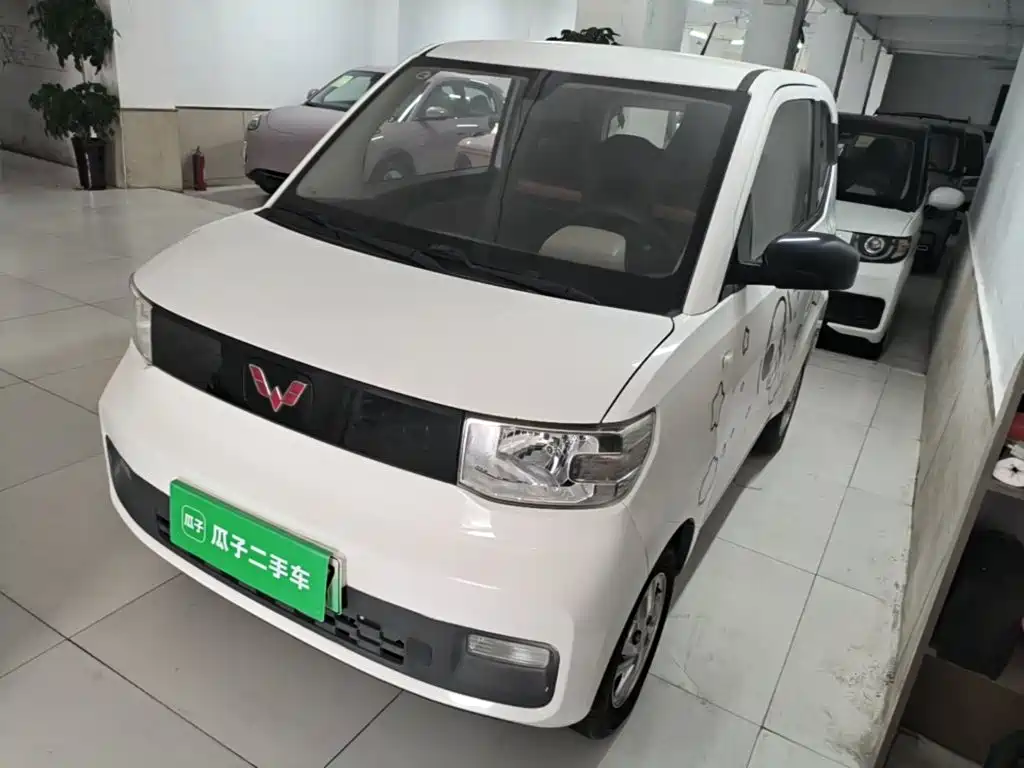 Wuling MINIEV — фото 2