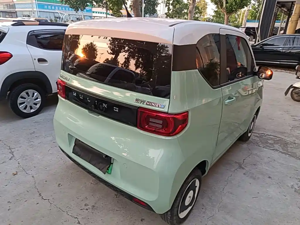Wuling MINIEV — фото 7