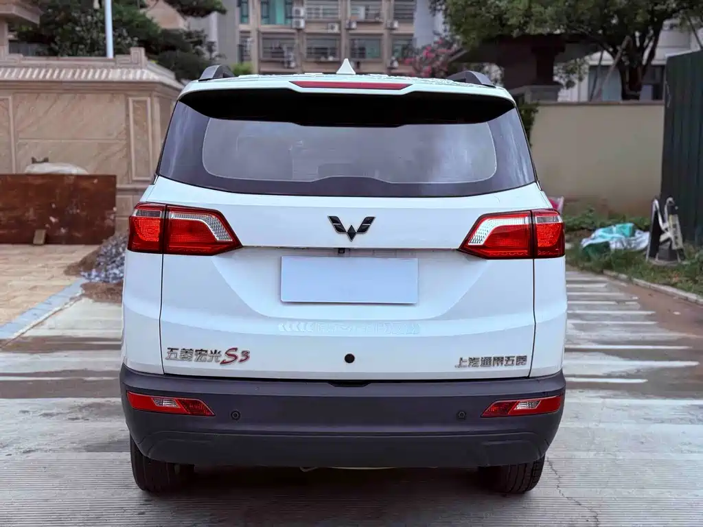 Wuling Hongguang S3 — фото 9