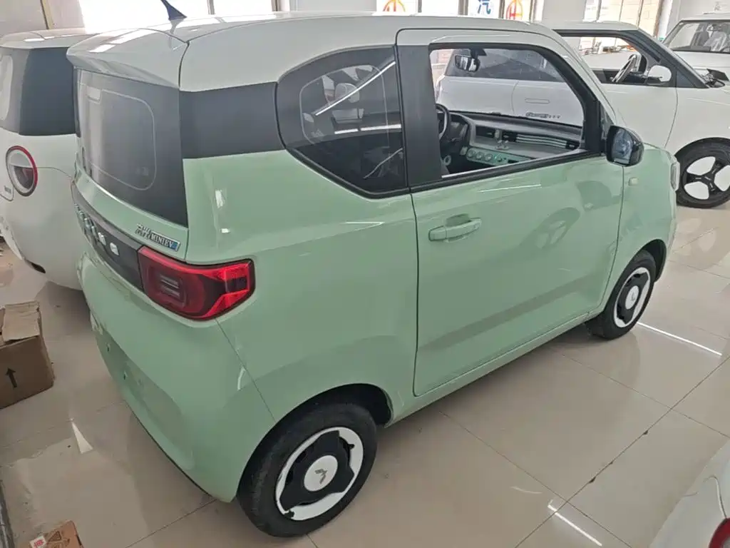 Wuling MINIEV — фото 7