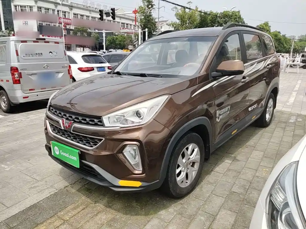 Wuling Hongguang S3 — фото 2