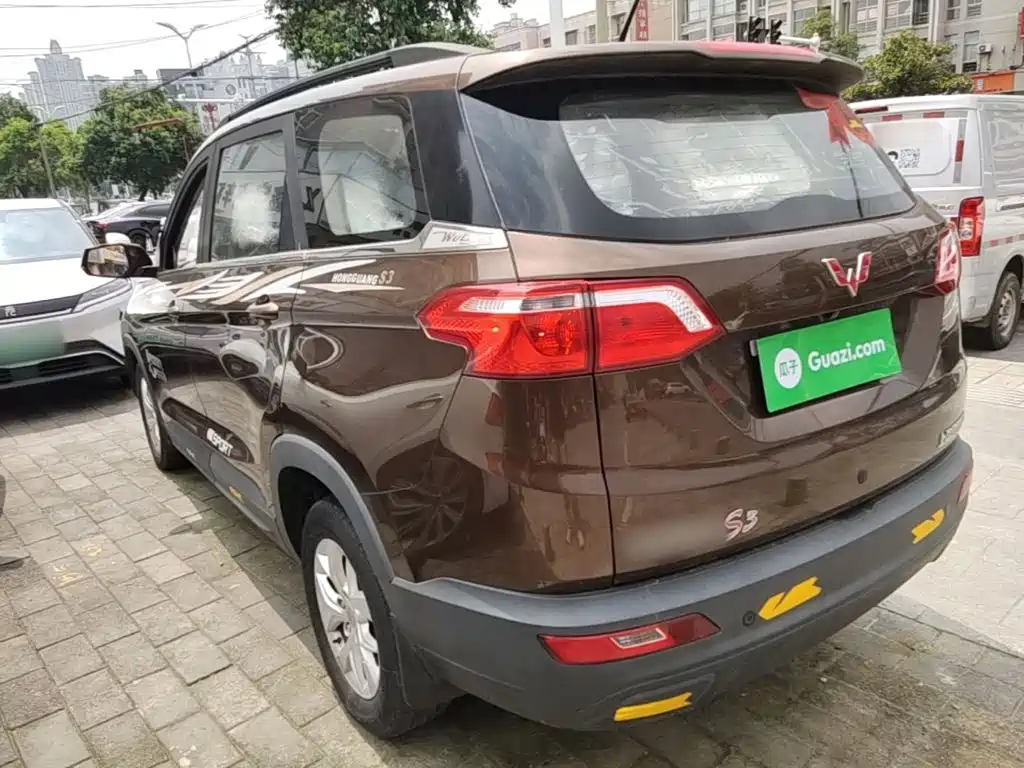 Wuling Hongguang S3 — фото 5