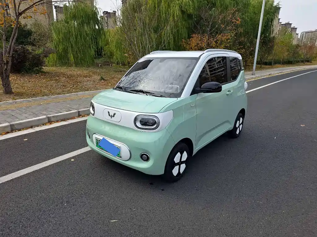 Wuling MINIEV