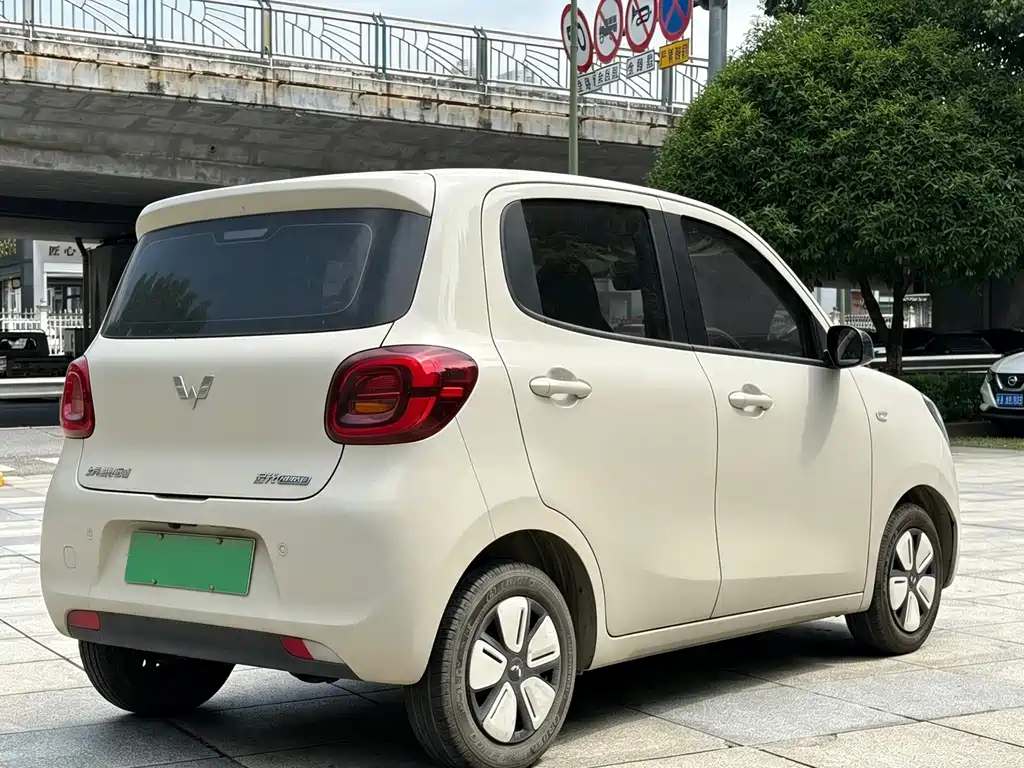 Wuling MINIEV — фото 5