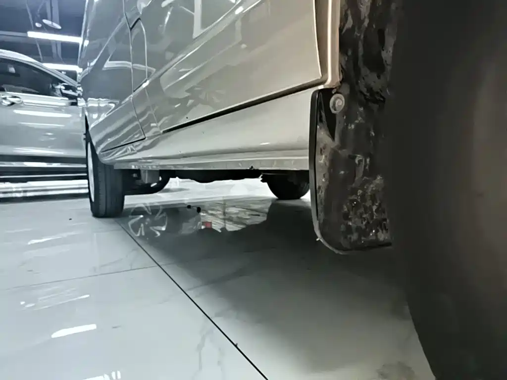 Wuling Rongguang S — фото 21