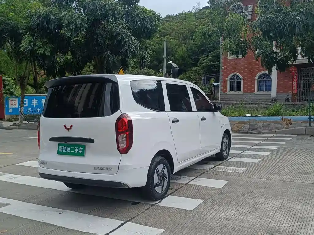 Wuling Hongguang EV — фото 9