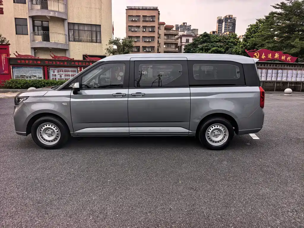 Wuling Zhengcheng — фото 7