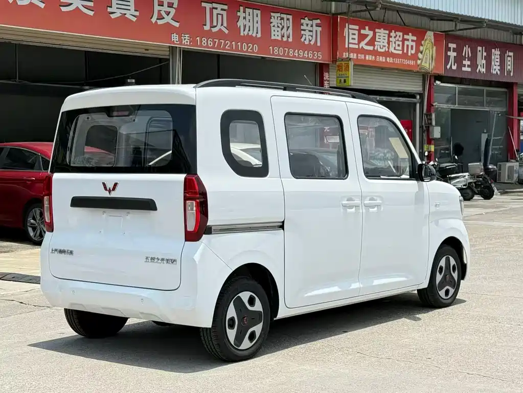 Wuling Zhiguang EV — фото 4