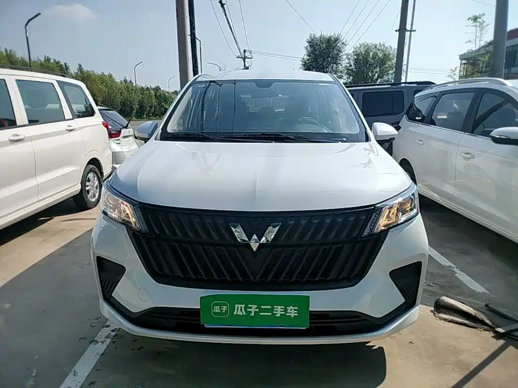 Wuling Jiachen — фото 3