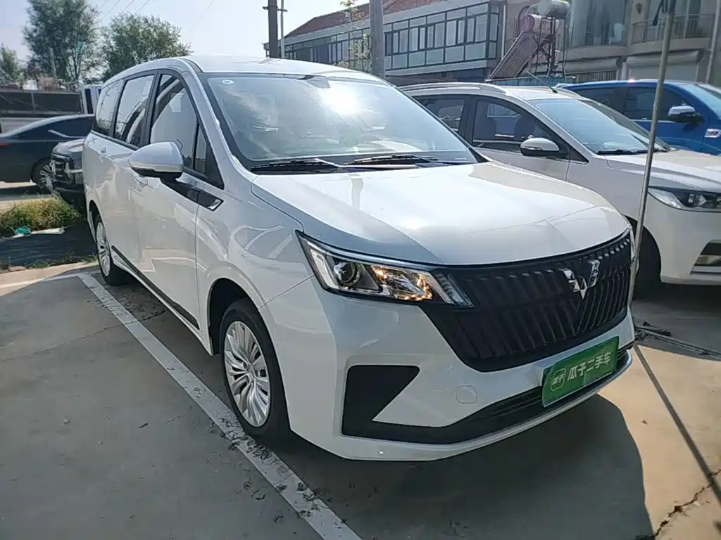Wuling Jiachen — фото 4