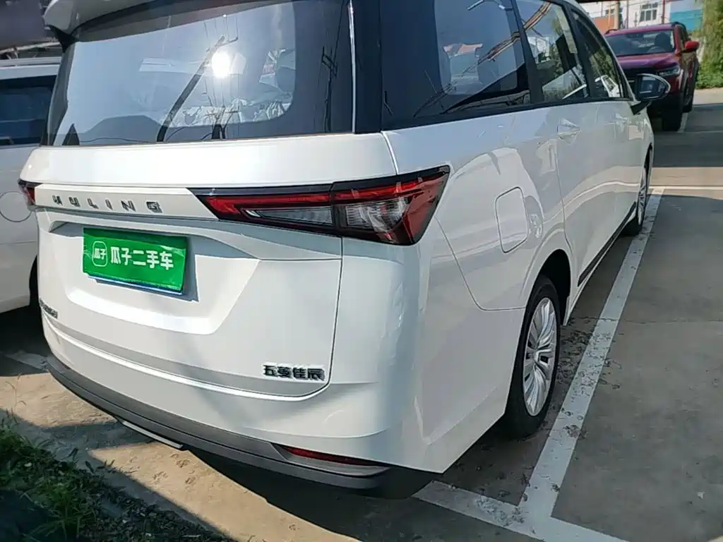 Wuling Jiachen — фото 8