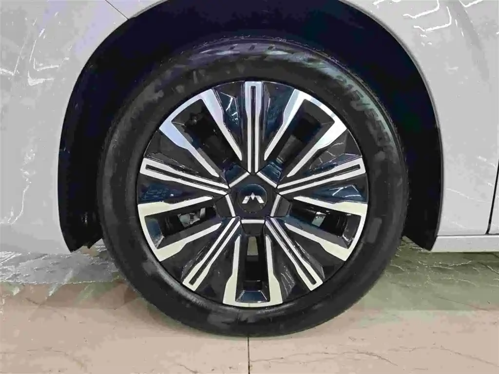 Wuling Xingguang 730 New Energy — фото 5