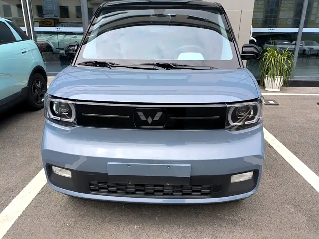 Wuling MINIEV — фото 3