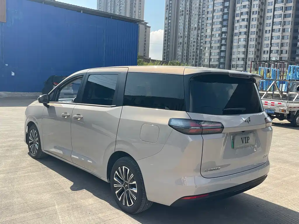 Wuling Xingguang 730 New Energy — фото 6