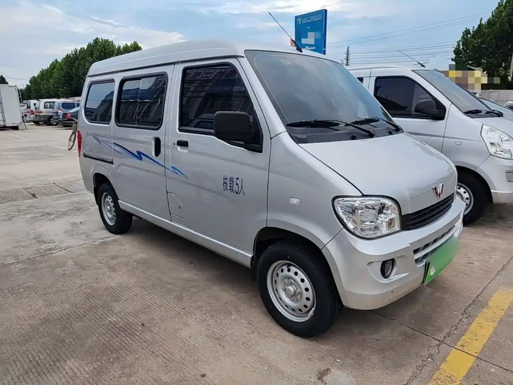 Wuling Zhiguang — фото 4
