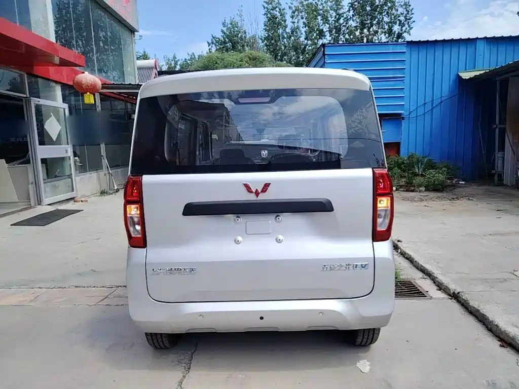 Wuling Zhiguang EV — фото 4