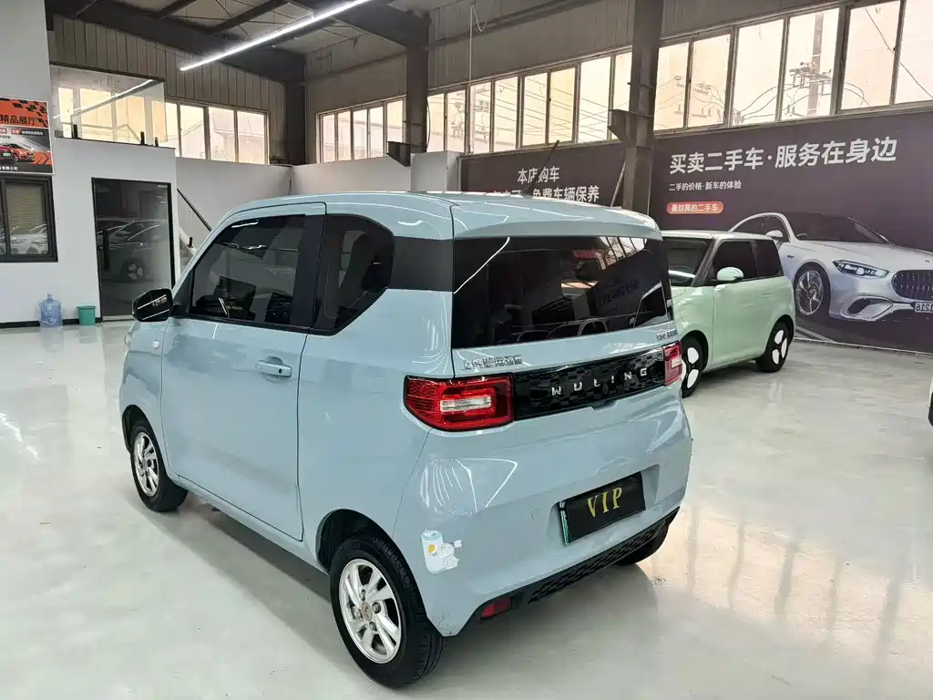 Wuling MINIEV — фото 9