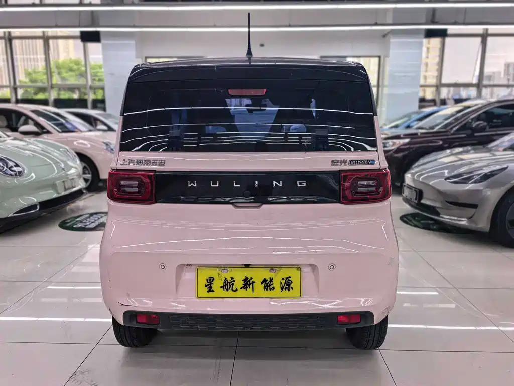 Wuling MINIEV — фото 4