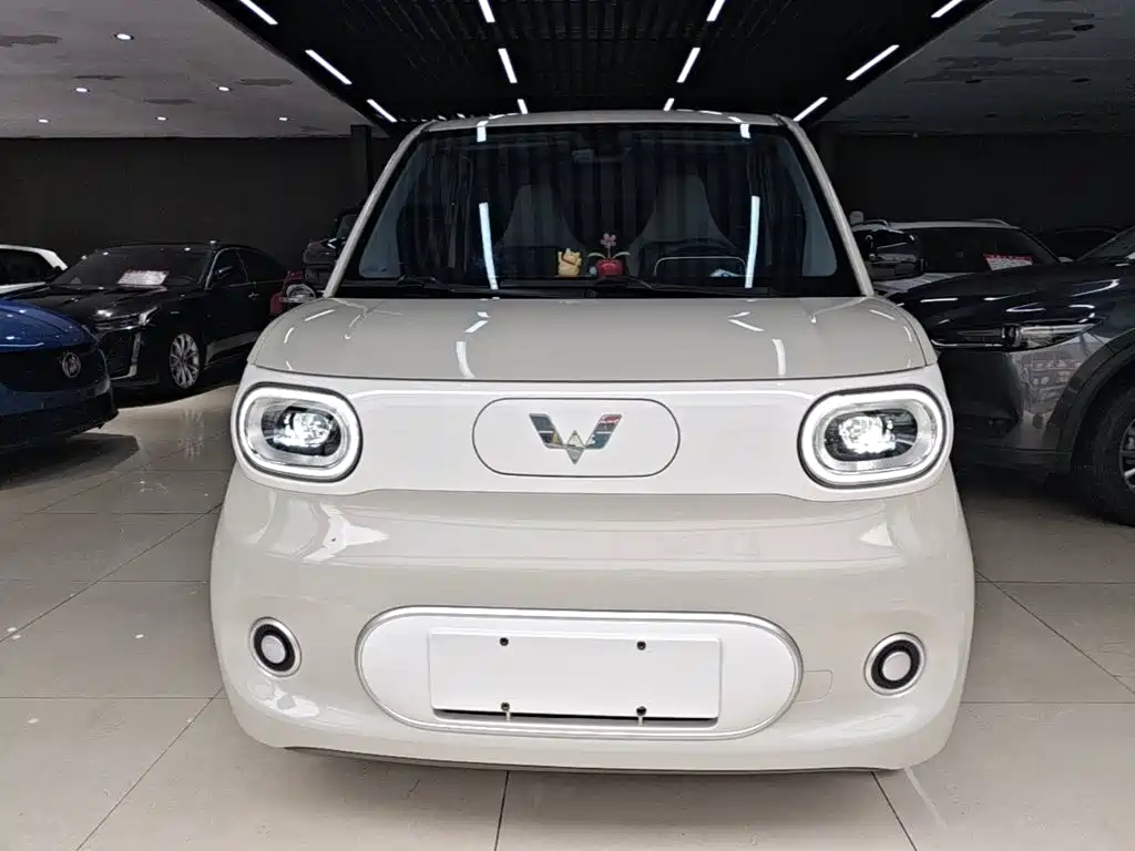Wuling MINIEV — фото 3
