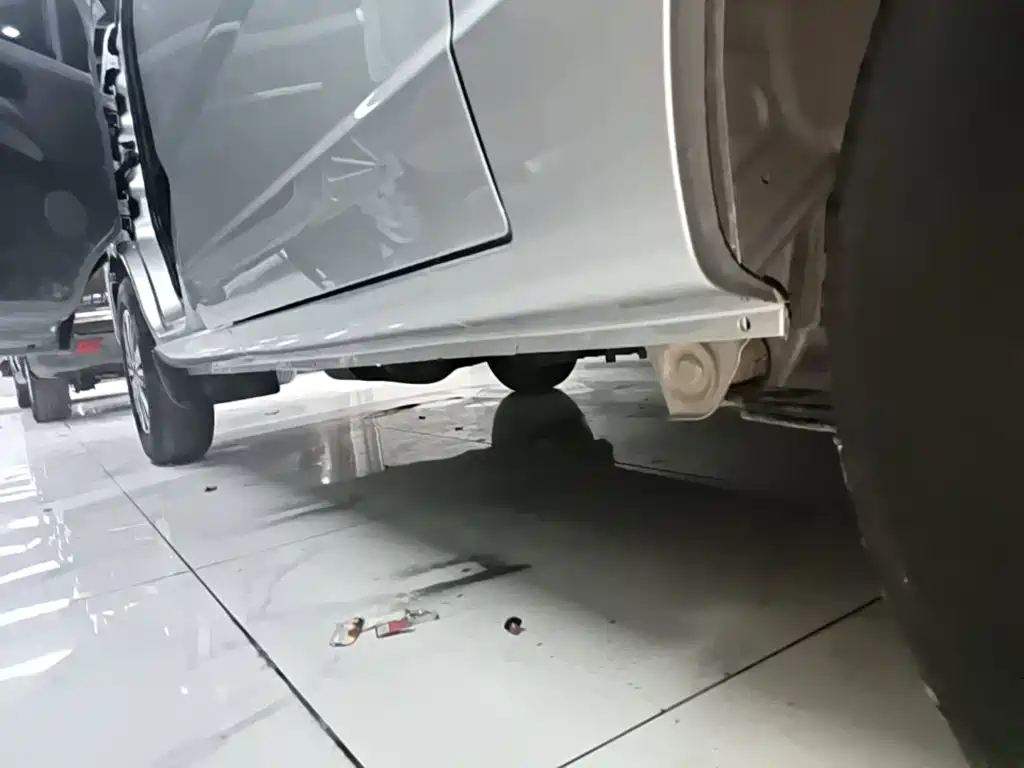 Wuling Rongguang S — фото 22