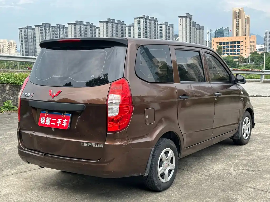 Wuling Hongguang — фото 22