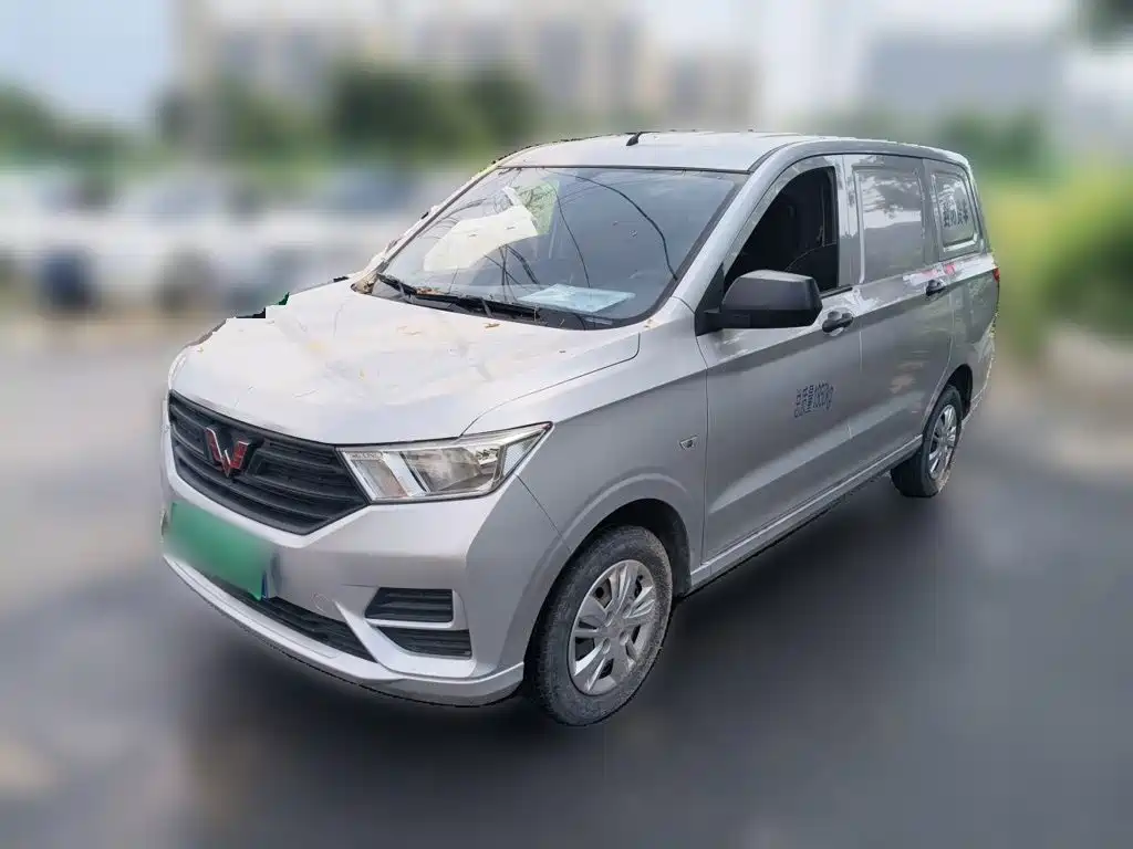 Wuling Hongguang — фото 2