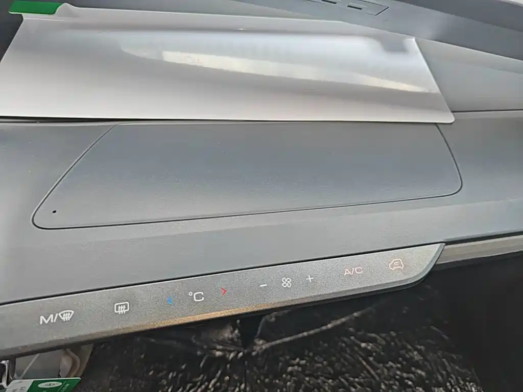 Wuling Nano EV — фото 13