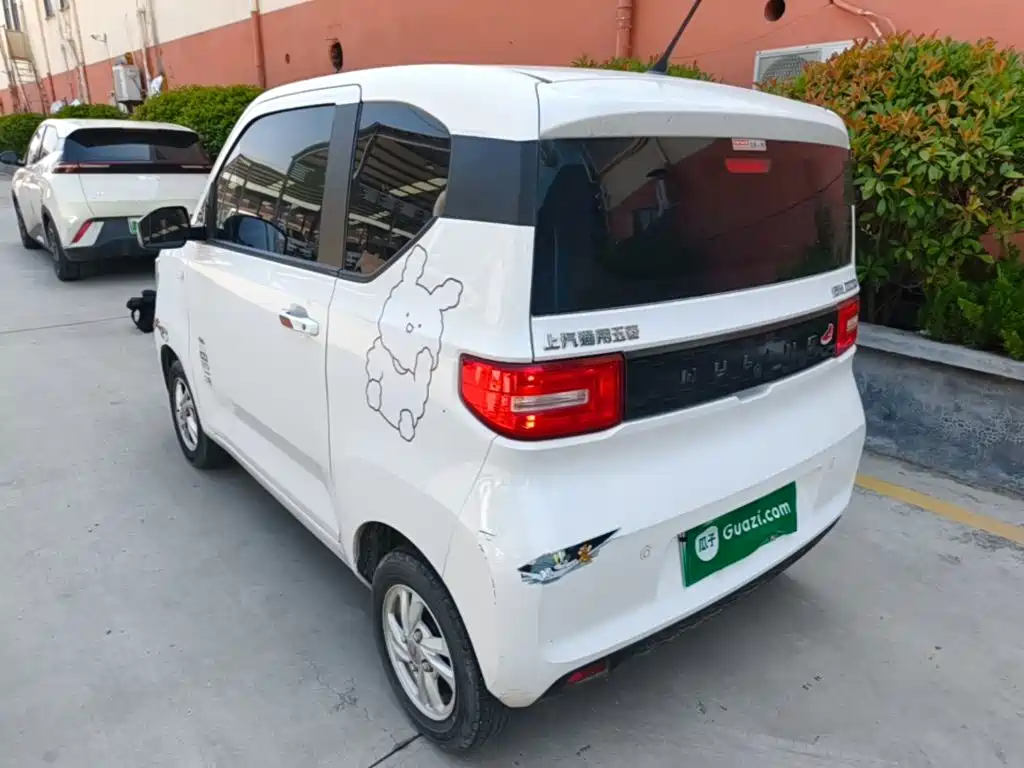 Wuling MINIEV — фото 23