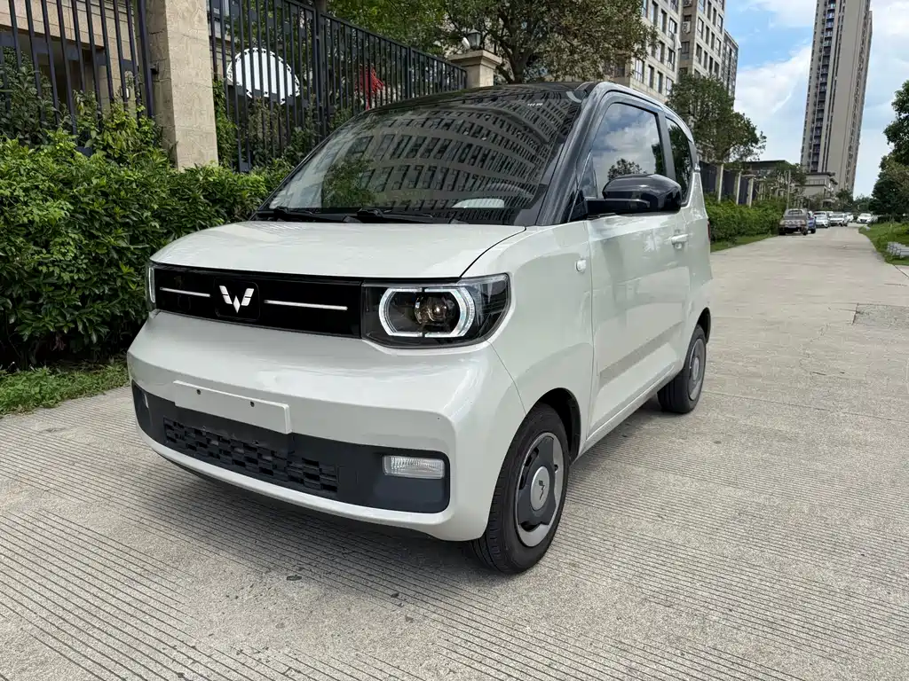 Wuling MINIEV — фото 2