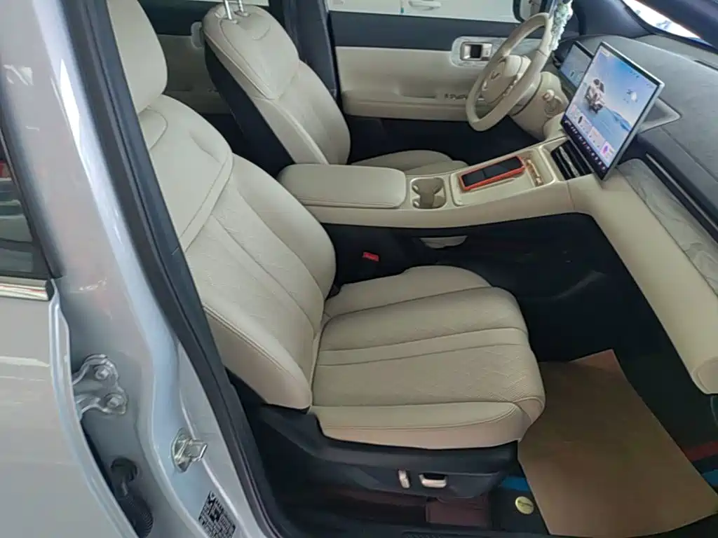 Wuling Xingguang S — фото 25