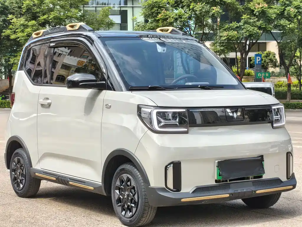 Wuling MINIEV — фото 3