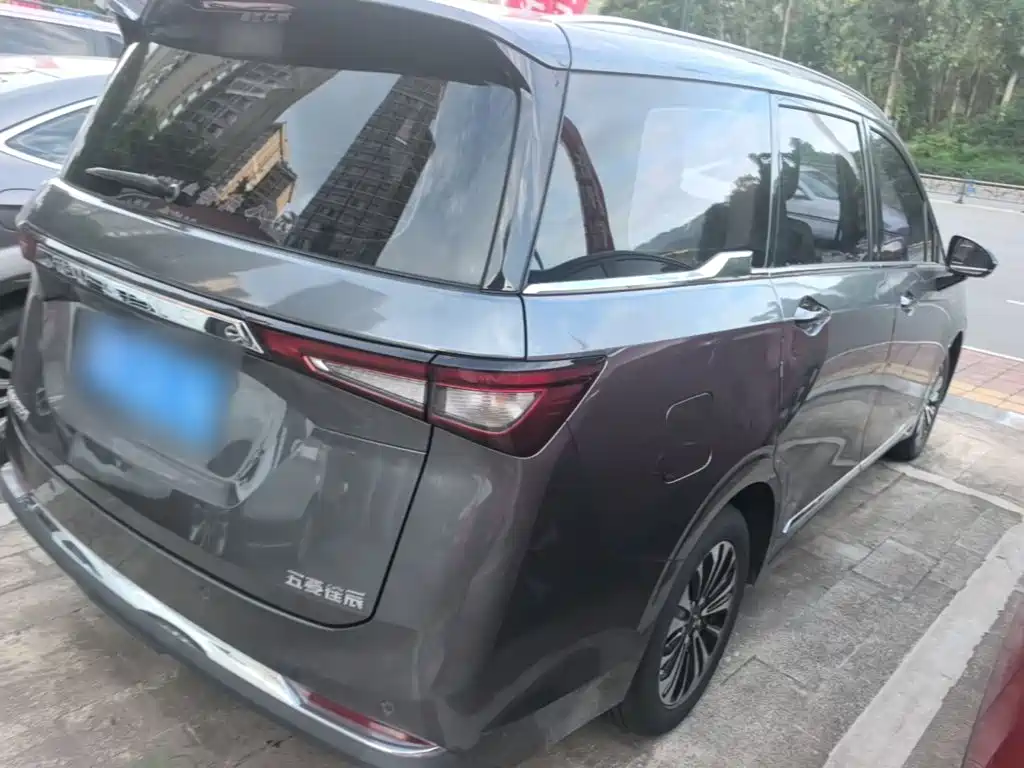 Wuling Jiachen — фото 7