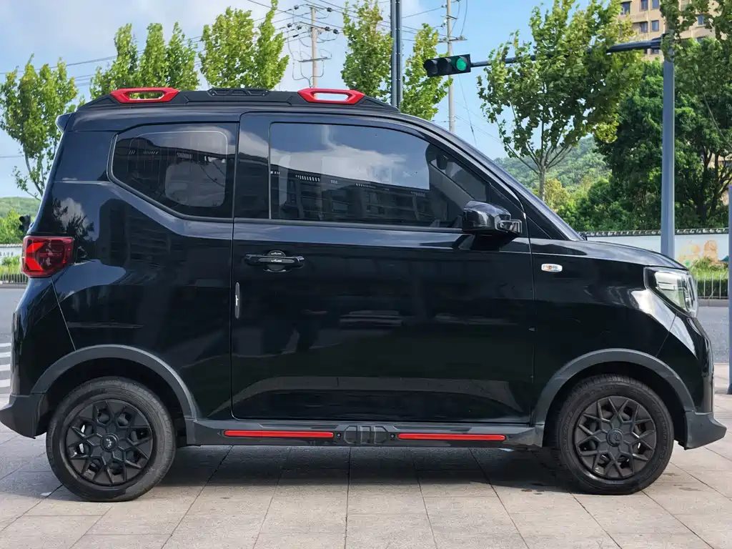 Wuling MINIEV — фото 7