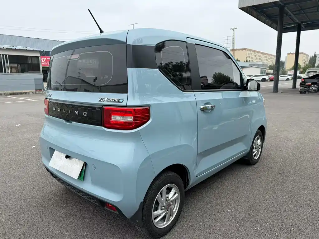 Wuling MINIEV — фото 4