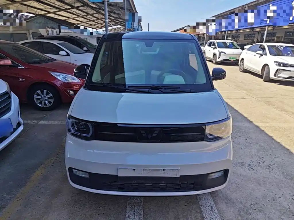 Wuling MINIEV — фото 3
