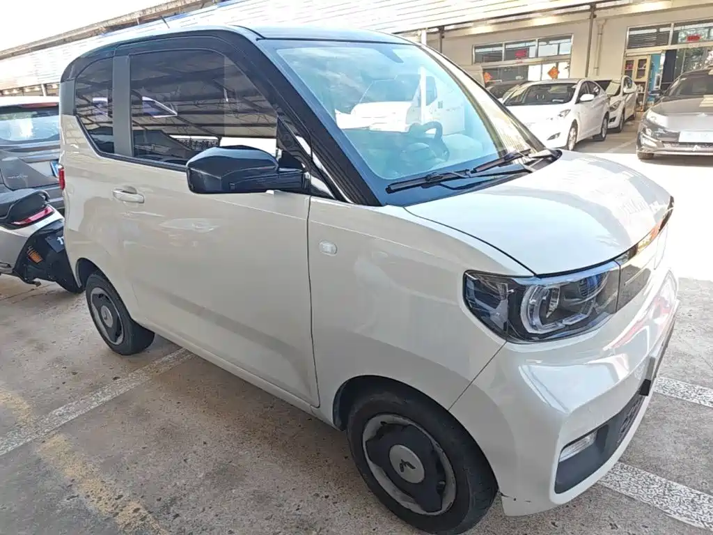 Wuling MINIEV — фото 4