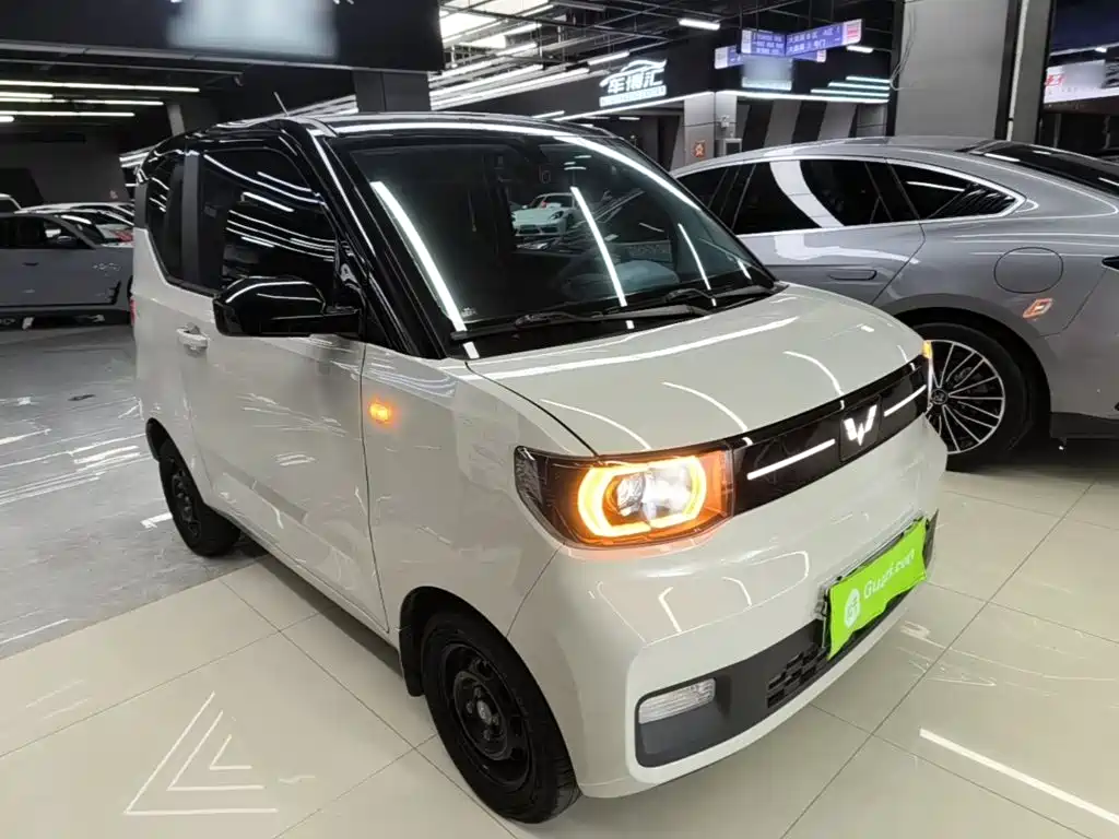Wuling MINIEV — фото 4