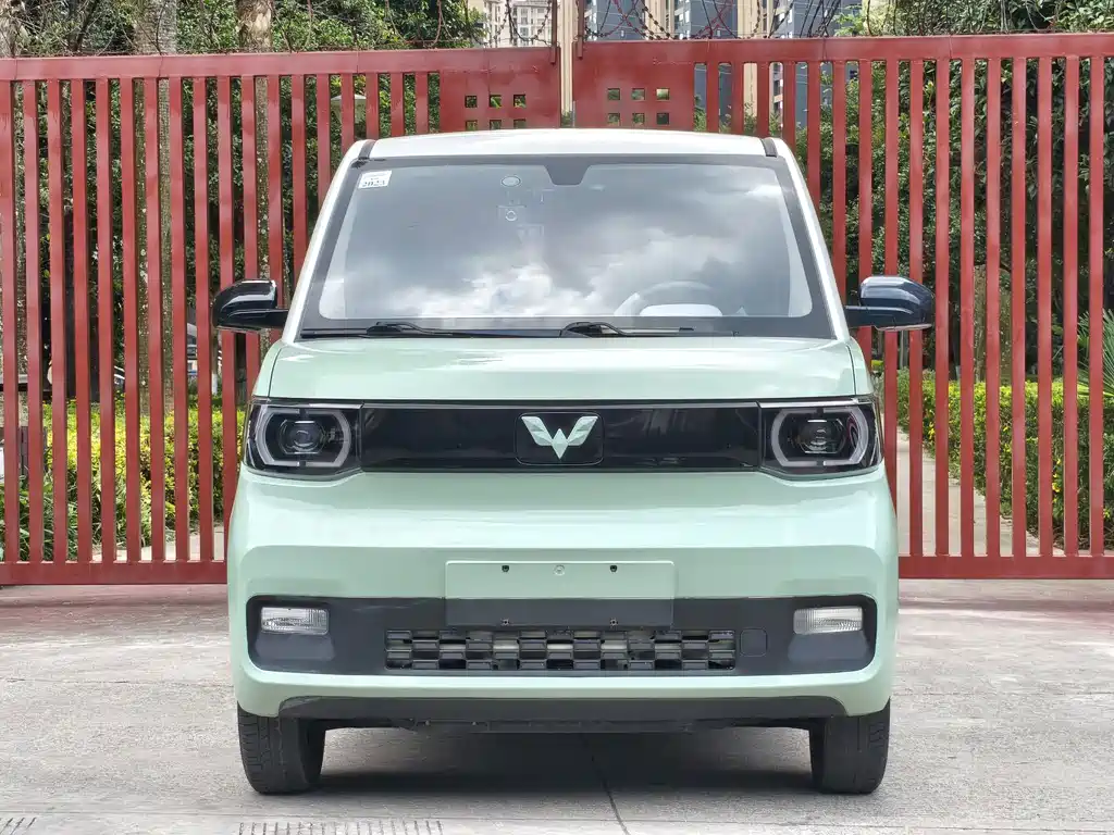 Wuling MINIEV — фото 2