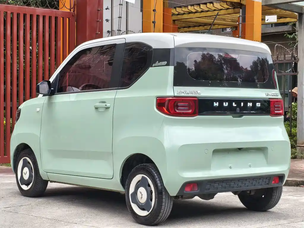 Wuling MINIEV — фото 4
