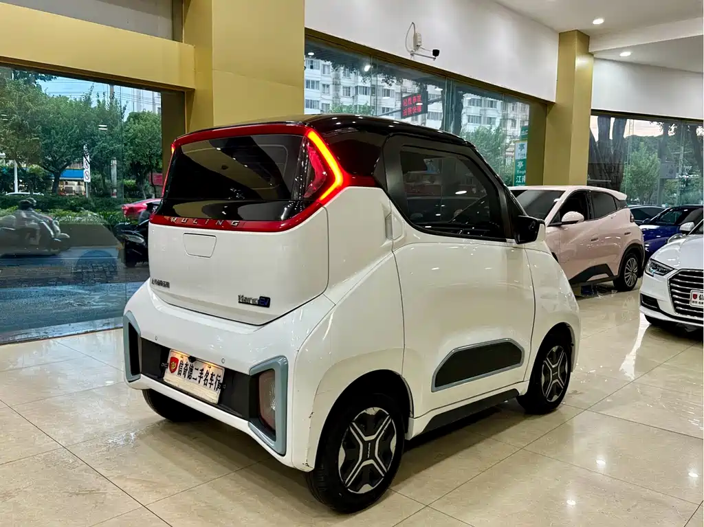Wuling Nano EV — фото 3