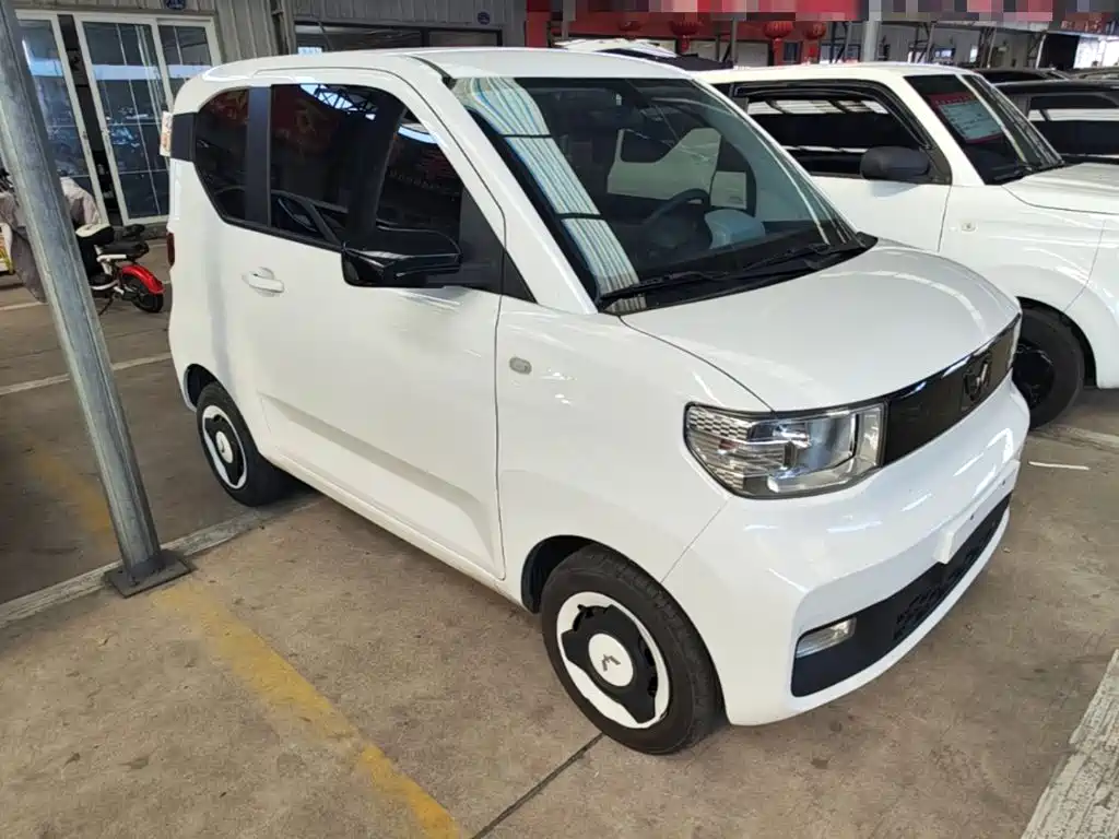 Wuling MINIEV — фото 4