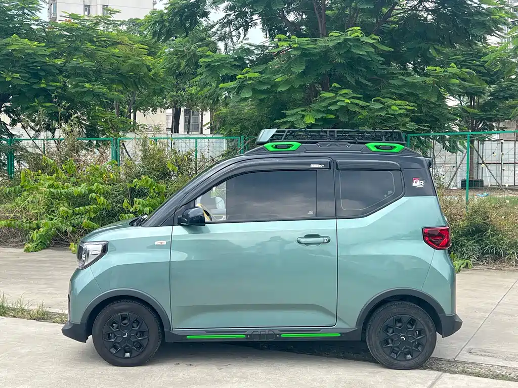 Wuling MINIEV — фото 3