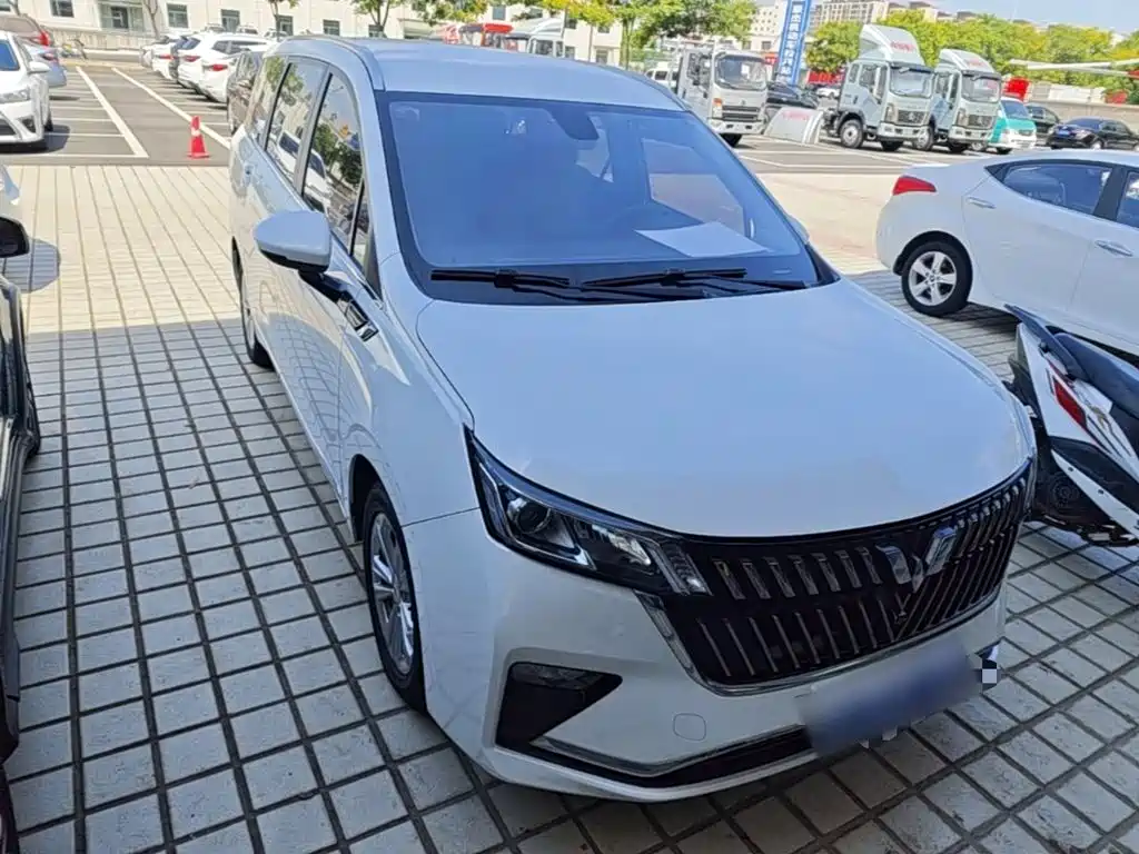 Wuling Jiachen — фото 4