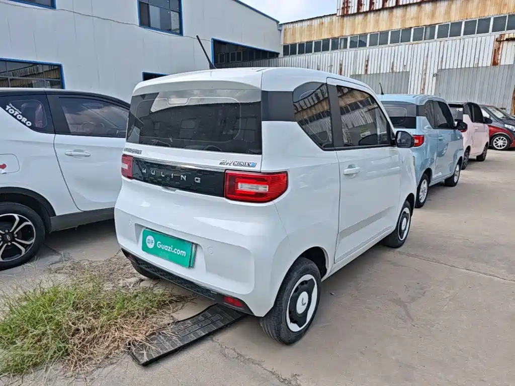 Wuling MINIEV — фото 7